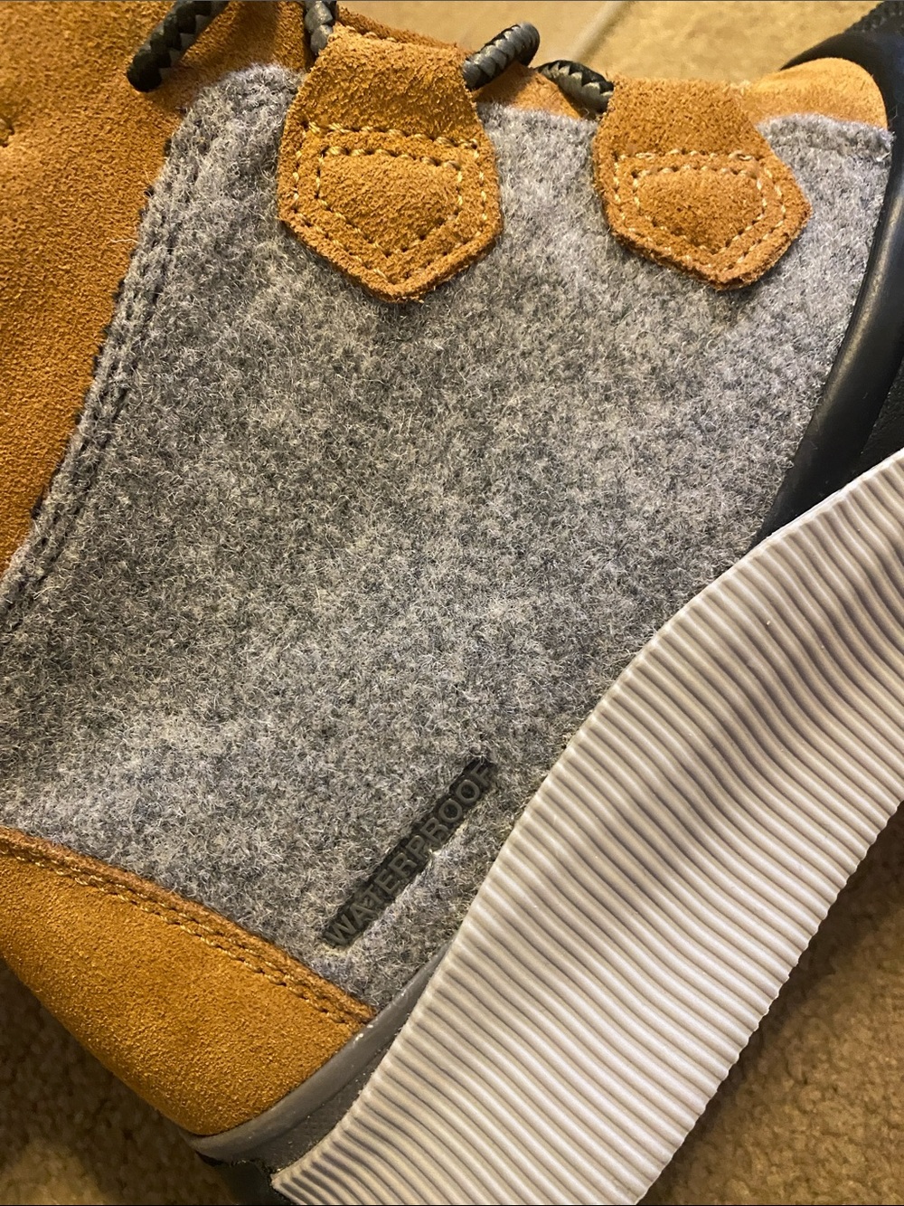 SOREL Out N About Waterproof Duck Boots Tan Gray Black Women’s Size 11 NWT - Picture 8 of 9